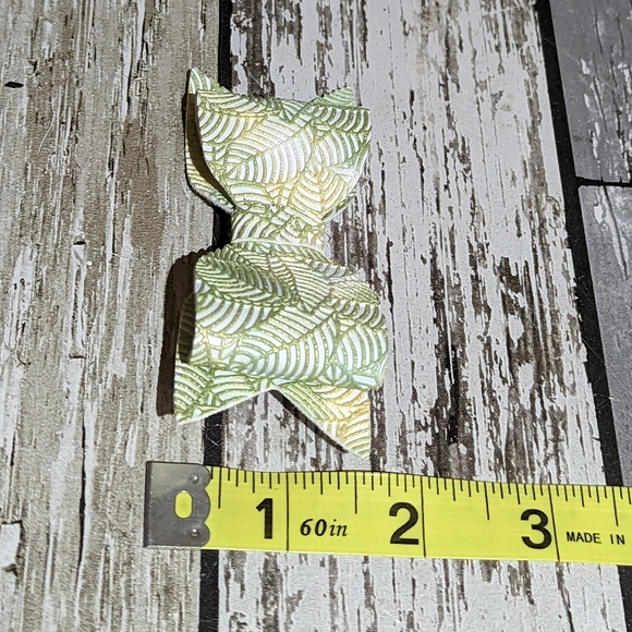 2 for $4 Item: Faux Leather Bow Hair Clip Set NEW! - Picture 6 of 6